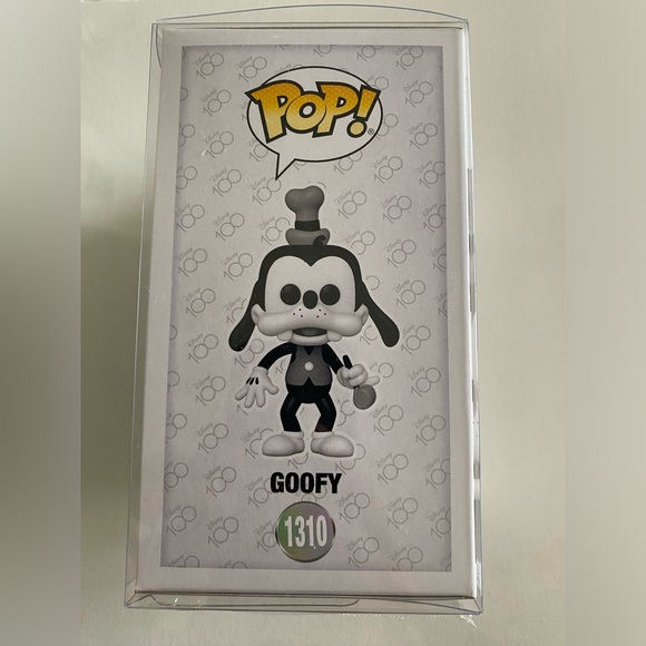 Disney 100 Funko Pop Goofy #1310 Target Exclusive - Picture 4 of 6